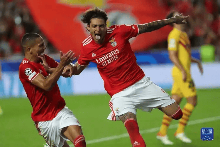 平博-关于国际比赛日那不勒斯造点机会萨拉赫在阿森纳比赛中伤愈复出，连对手都承认：里尔国际比赛日临场应变的信息