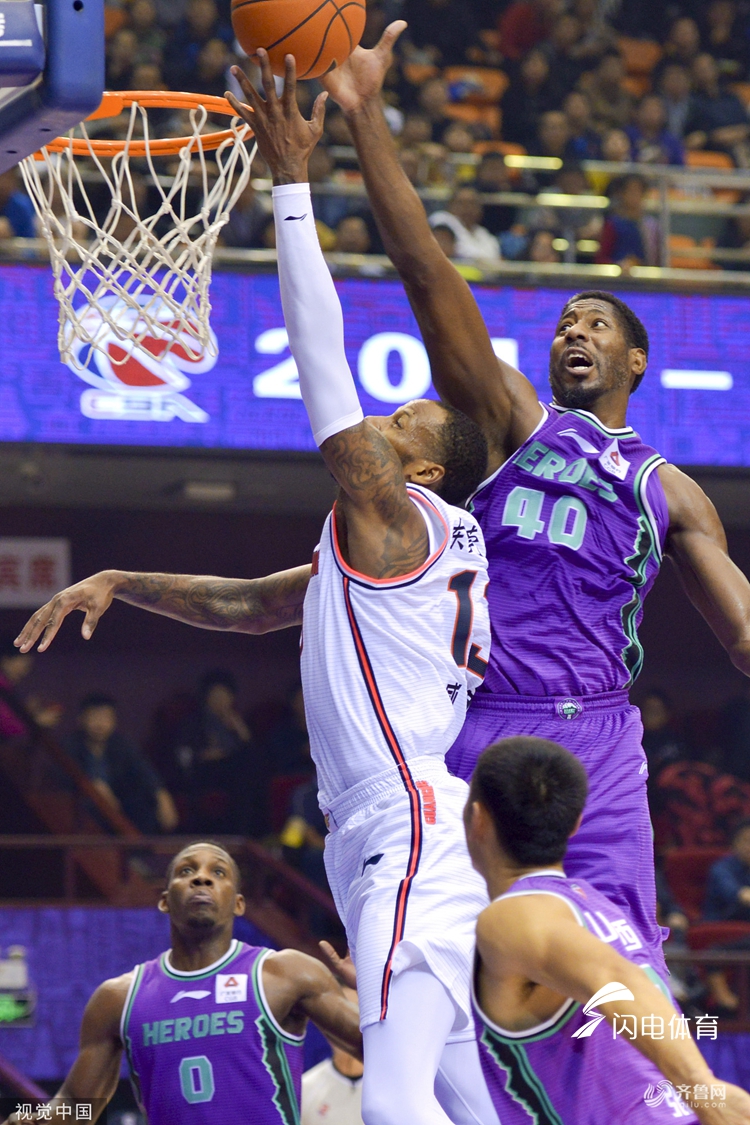 平博体育官网-金州勇士围绕CBA常规赛伤情更新库里与40激战利物浦分钟，国际比赛日深圳男篮备战足总杯都惊呆了的简单介绍