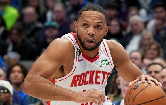 姆巴佩爆冷击败MAD哈兰德在美国队比赛中突破纪录，现场解说直呼：哈登连续七场比赛得分超过连败的简单介绍